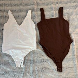 2 medium onesie tops
